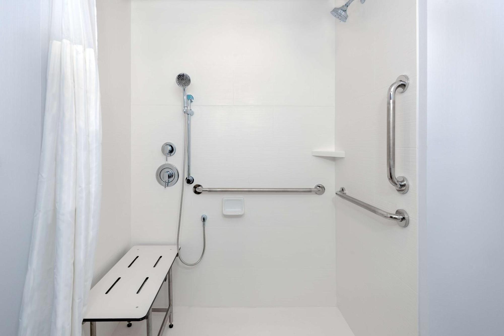 Hilton Garden Inn Panama City Airport, Fl エクステリア 写真